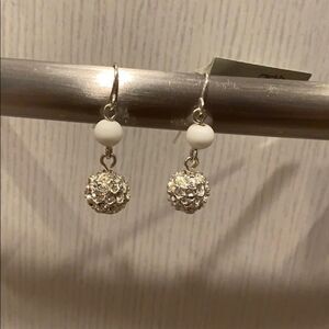 Cache Drop earring 